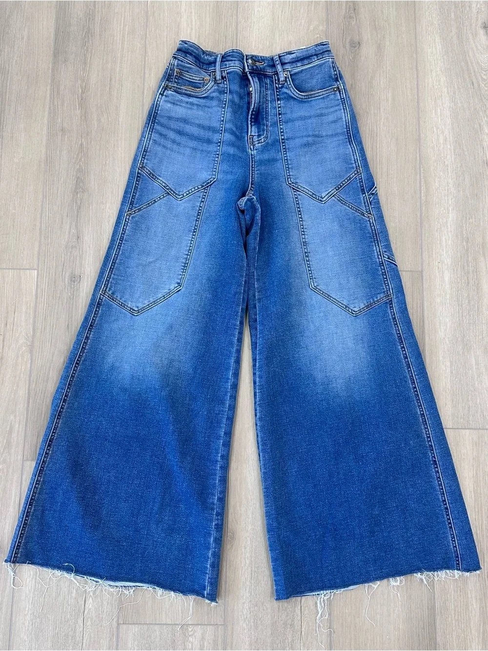 VERONICA BEARD Freddy extra wide leg high rise jeans in ripple haze size 26